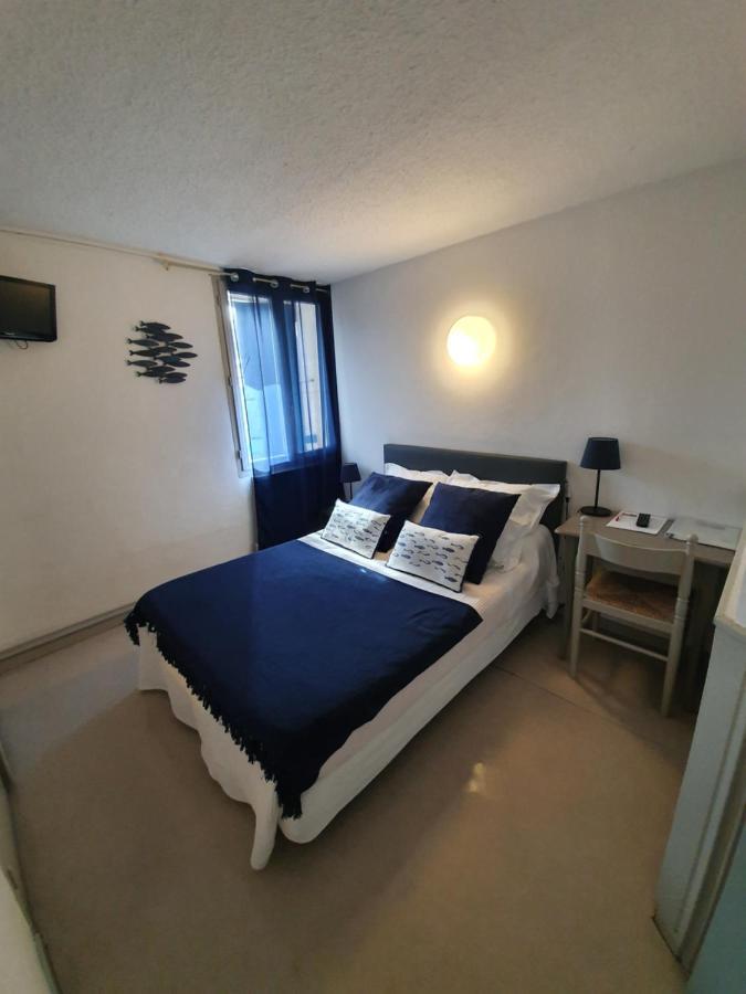 Hotel L'Envie Des Mets ลูส์ลาครัวซ์โอ ภายนอก รูปภาพ